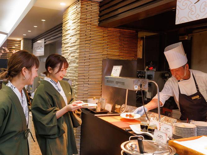 【バイキング】ライブキッチンでは焼きたてをご用意