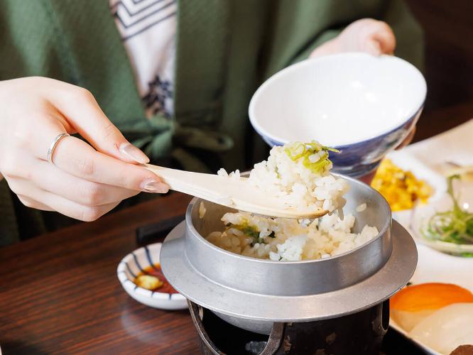 【バイキング】自分で作る炊き込みご飯