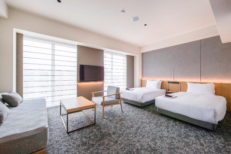 Oike Suite 2