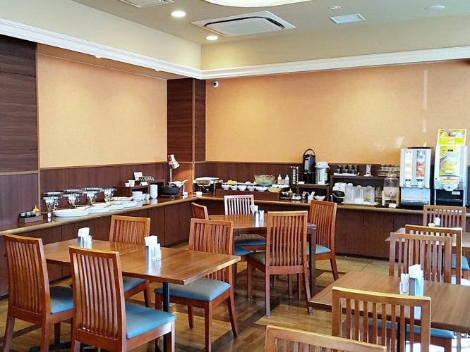 ■朝食レストラン「花茶屋」<BR>・営業時間：6：30〜9：00　<BR>・席数：44席