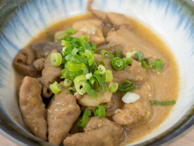 夕食（有料定食）もつ煮