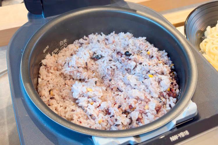 【無料朝食サービス】雑穀米提供イメージ