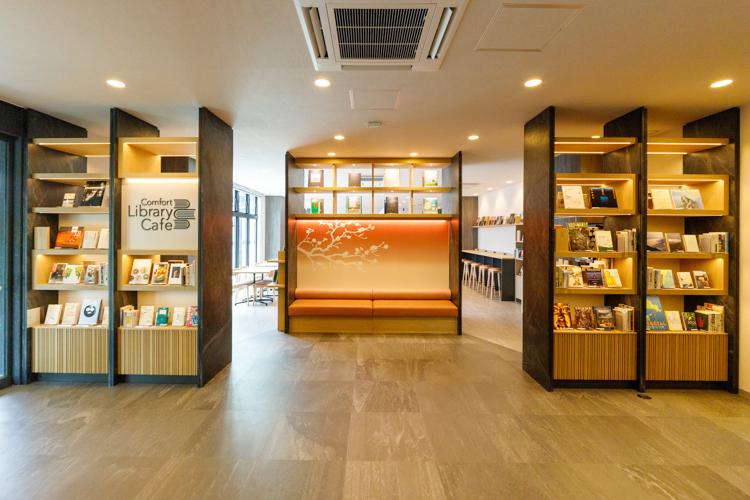 【ライブラリーカフェ】営業時間：10時～24時◆無料でご利用いただけます。