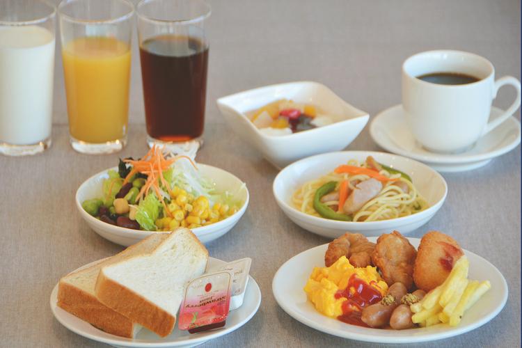 朝食ビュッフェ