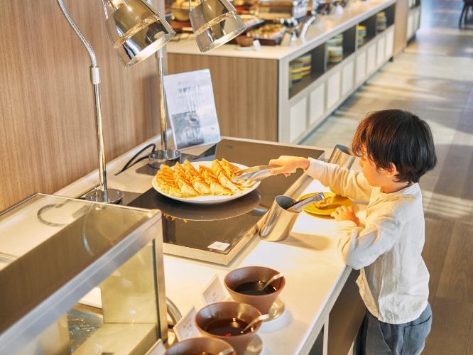 【レストラン】居心地の良い空間で、リラックスした静かなひとときをお過ごしください。