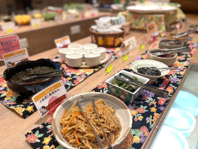 ■バイキング朝食