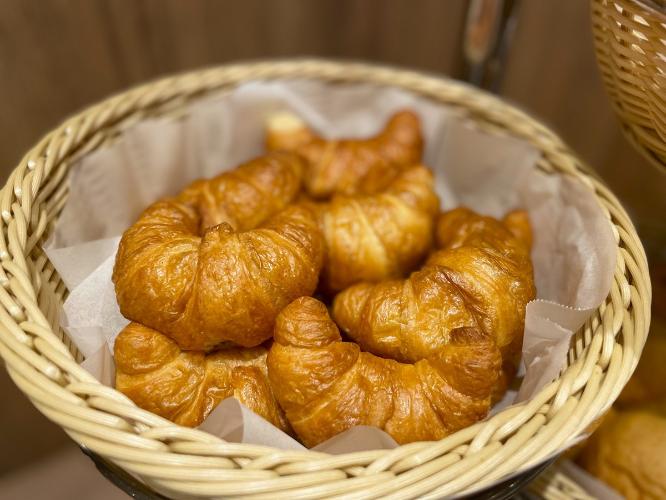 ■焼き立てパン