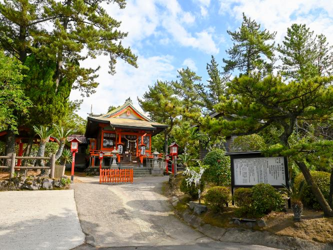 月讀神社　写真協力： 鹿児島観光コンベンション協会