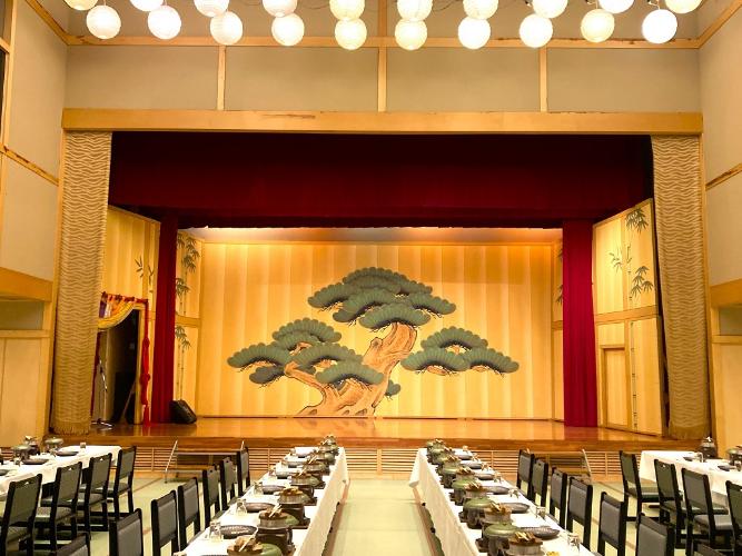 芝居小屋風宴会場 ことひら座