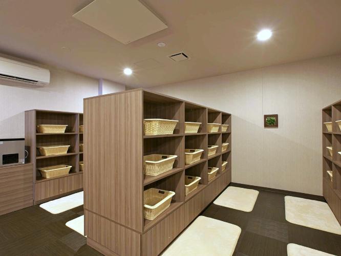 ■男性大浴場　脱衣室