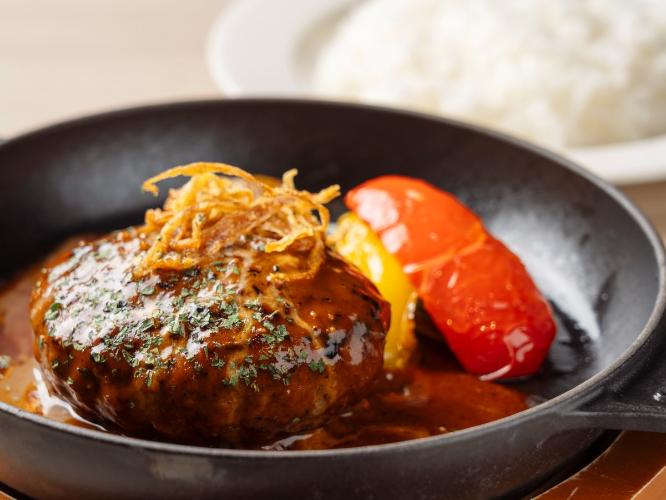 【ランチ】人気メニュー！黒毛和牛・黒豚のハンバーグ