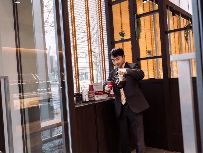 【朝食】食後のコーヒーはお部屋でもお楽しみいただけます