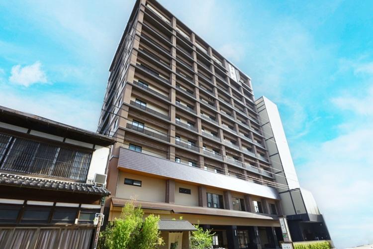 ■ホテル建物外観