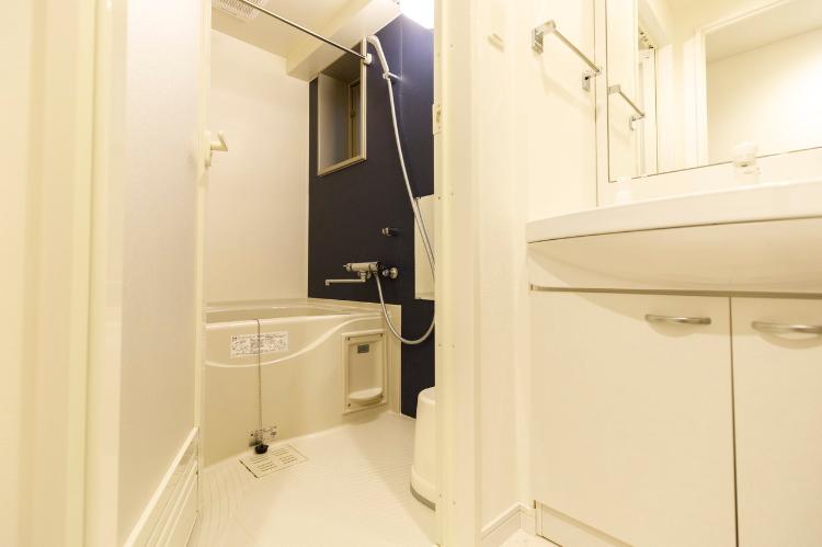 アネックス｜バスルーム　お風呂・トイレ別、洗面脱衣所付