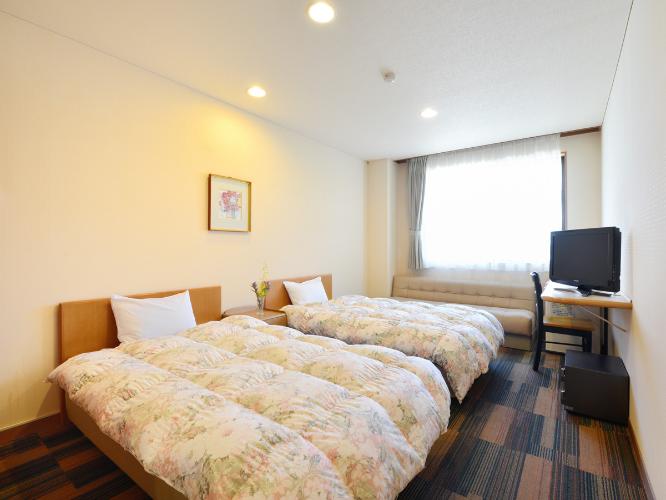 トイレ付きツインルーム（21平米）