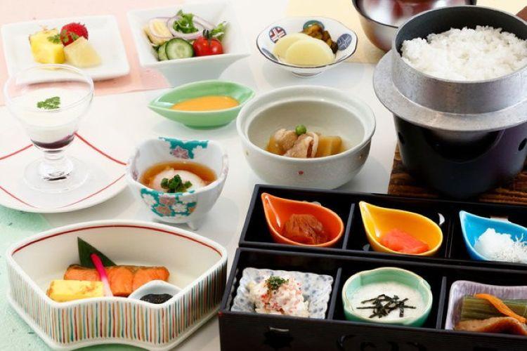 朝食膳／大切な記念日に特別なお料理を。（イメージ）