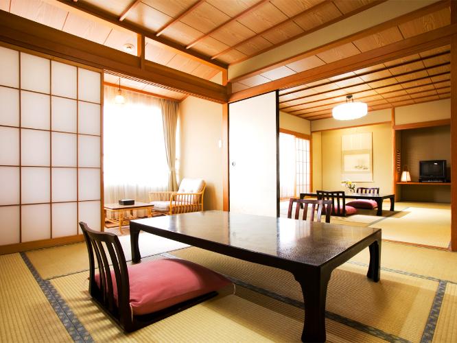 華兆亭バス・トイレ付和室2間続き（客室一例）