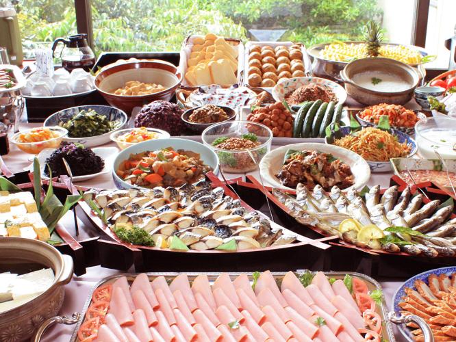 種類豊富な和・洋朝食バイキング