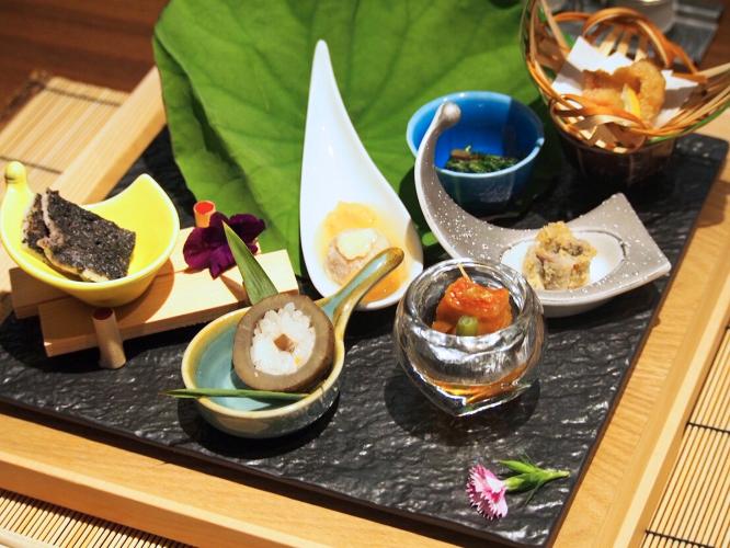 【2025夏のお献立】前菜／金目鯛の煮付け、はす蒸しなど日本列島岬めぐり＆各都道府県の郷土料理