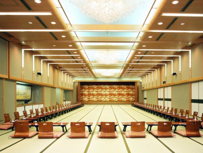 楽しい宴の夜を演出する宴会場「蓬莱」