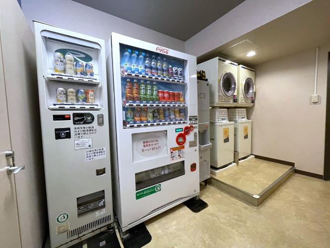 ■自動販売機コーナー