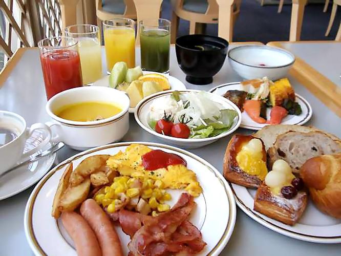 ★1日の活力は洋朝食バイキングでしっかりと…