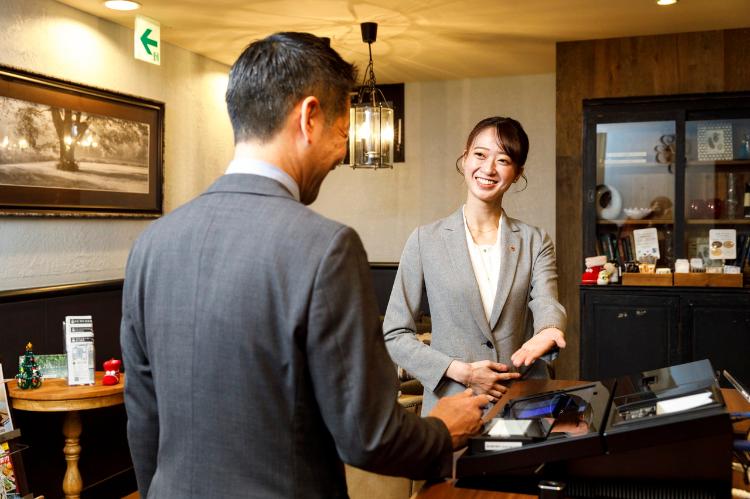 自動チェックイン機　ご不明な点がござましたらお気軽にお声がけください