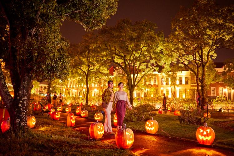 ハロウィンシーズン限定の装飾でワクワク