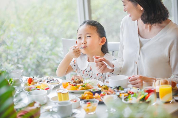 【ご朝食】お子様もお楽しみいただけるメニューを豊富にご用意。