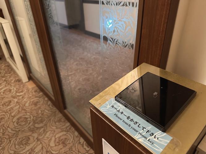 各フロアにはセキュリティドアを完備で安心にご滞在