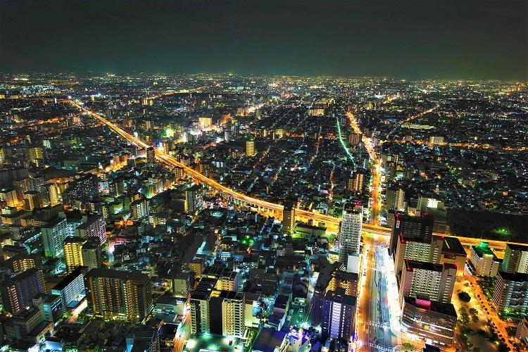 大阪の夜景をお楽しみください
