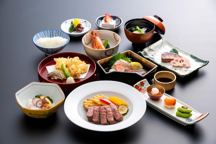 ■季節の懐石料理（ステーキ付）■知る人ぞ知る隠れたブランド和牛の懐石