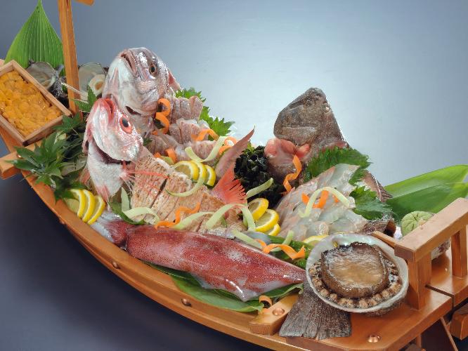 ■舟盛り■旬を味わう、日本海の恵み