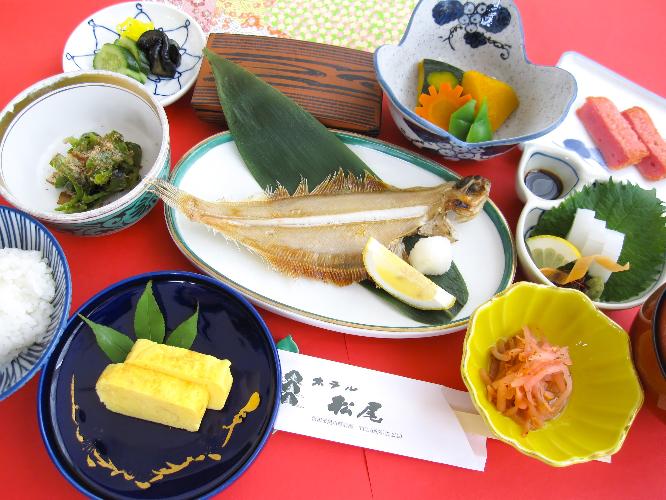 ■朝食一例■朝の静けさの中で味わう、心温まる和の朝食。