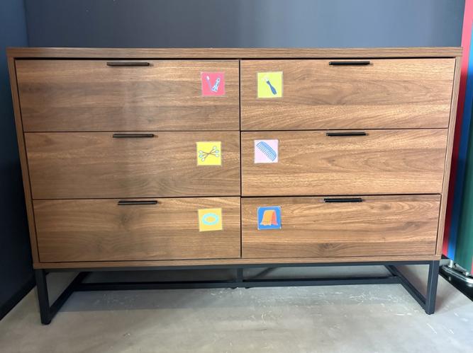 フロントのアメニティバーから歯ブラシなど必要なものをご自由にお取りいただけます。