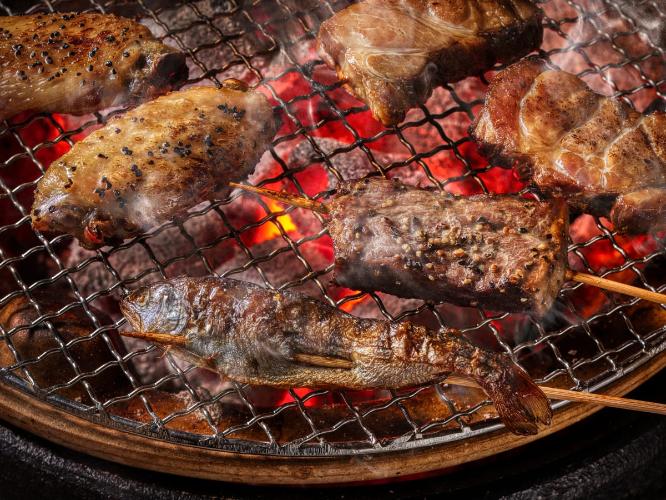 【山の料理茶屋　早紅葉】串焼きやヤマメの塩焼きなどの焼き物もご用意しております※写真はイメージ