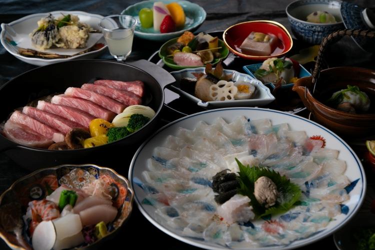 ひらめ薄造とおおいた和牛ステーキ付き会席