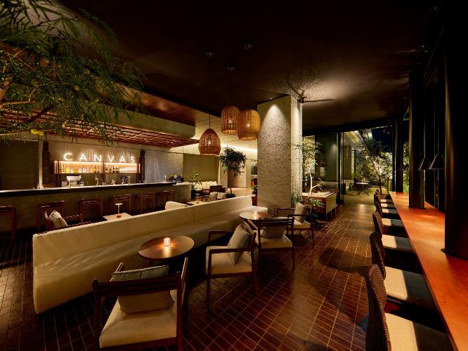 キャンバスラウンジ(夜)