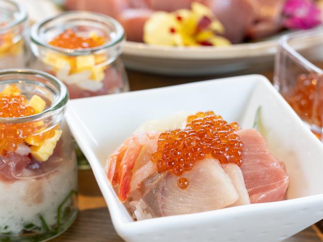 【Northern Kitchen】海鮮丼盛り付けイメージ
