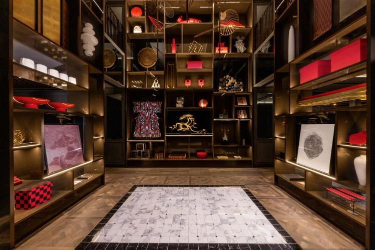 エントランスホール