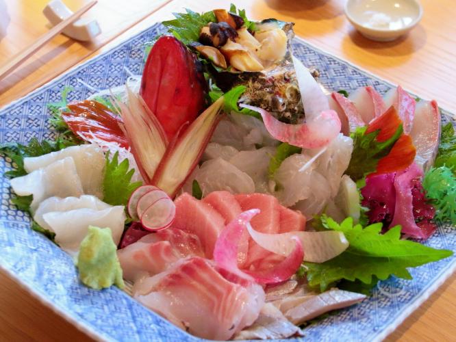 料理イメージ／海ト空〇ト星（うみとそらまるとほし）和食を主とするレストランです。