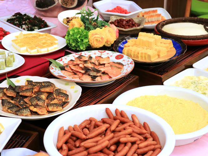 ＜朝食バイキング＞1日の始まりに種類豊富な朝食をご用意いたします。