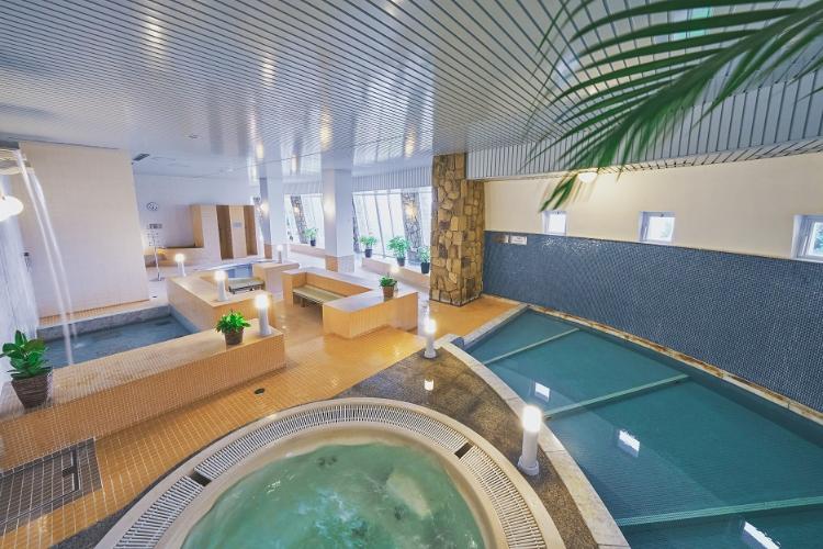 ＳＰＡ：ジャグジーやサウナなど様々な温浴設備が充実。疲れやストレスを緩和しゆったりと癒しの時間をお過ごしください。