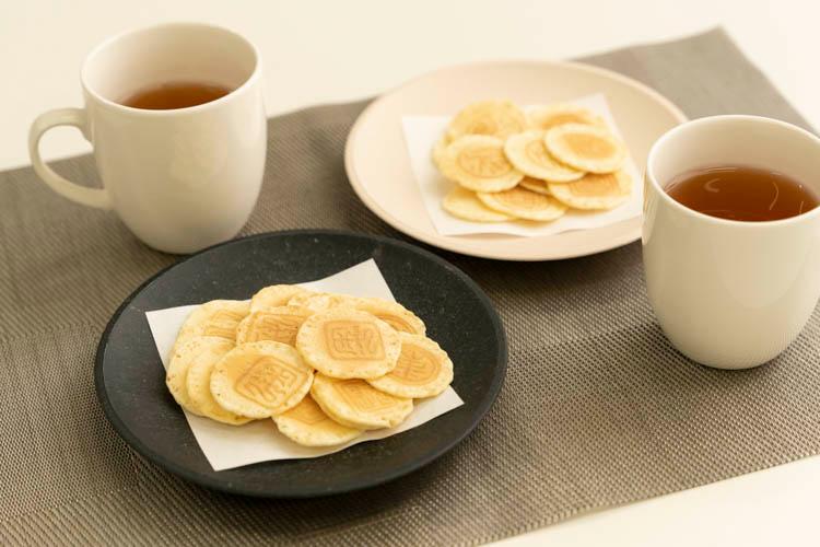 【Sweets Time】コーヒーや紅茶とともに伊勢銘菓のいといんせんべいをお楽しみください（無料）