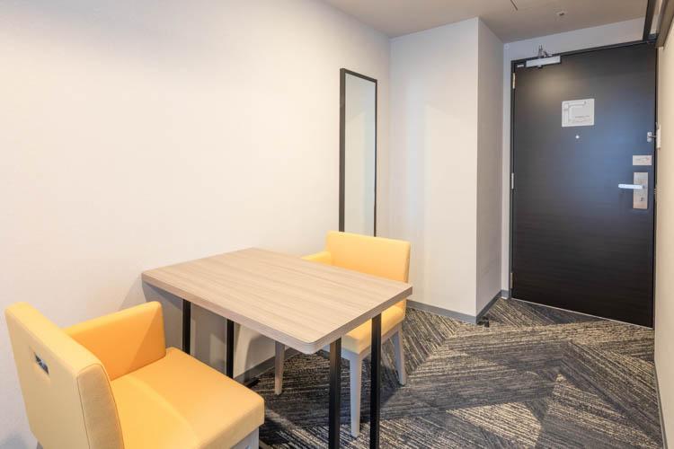 【客室】クイーンエコノミールーム