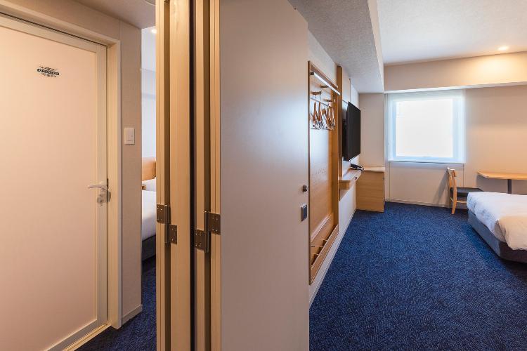 コネクティング