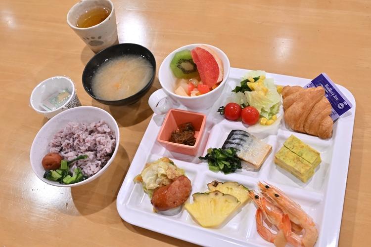 朝食バイキング（一例）