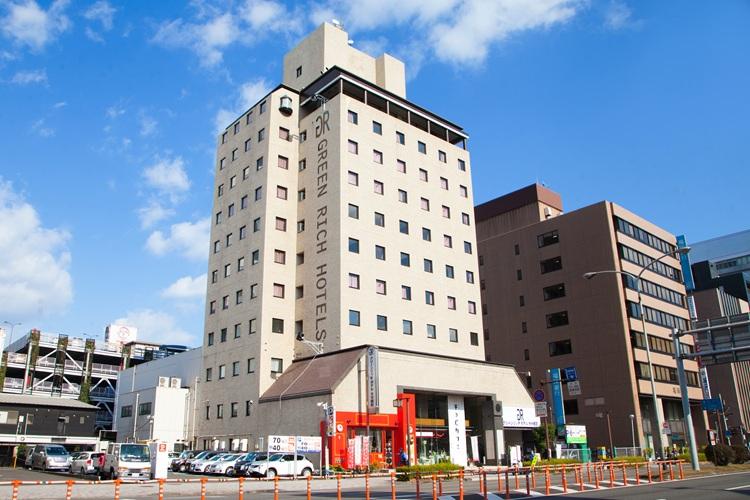 ◇国道197号線沿い、12階建てのホテルです☆