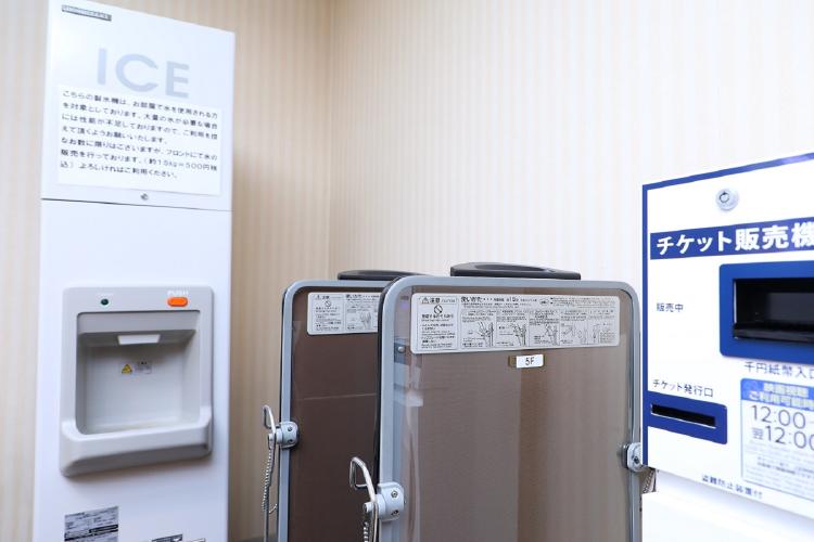 製氷機、ズボンプレッサー