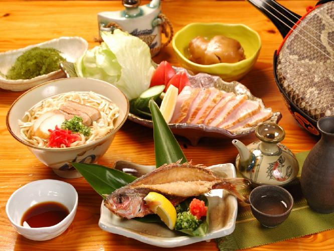 【沖縄料理の店／くすくす】